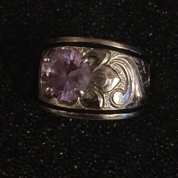 Hawaiian 2Kt CZ Heirloom Solitaire Ring S Silver - Picture 5 of 8